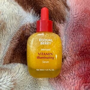 EQUAL BERRY Vitamin Illuminating Serum